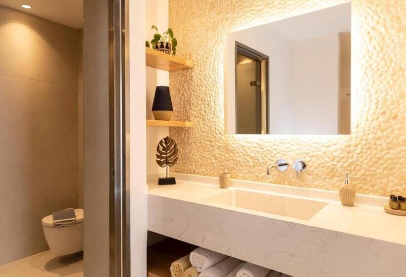 Escritório Superior, Louis Studios Santorini