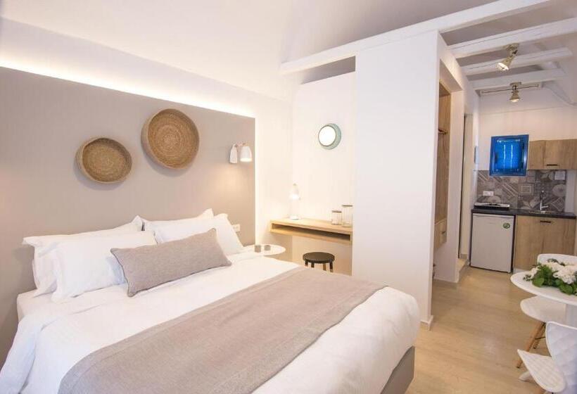 Estúdio Superior Vista Piscina, Louis Studios Santorini