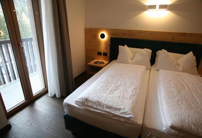 اتاق سوپریور, Alpen Hotel Vidi