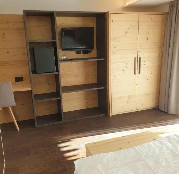 اتاق سوپریور, Alpen Hotel Vidi