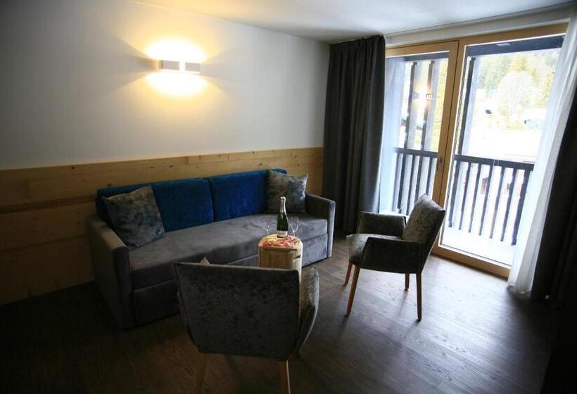 발코니가 있는 스위트, Alpen Hotel Vidi