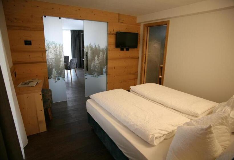 발코니가 있는 스위트, Alpen Hotel Vidi