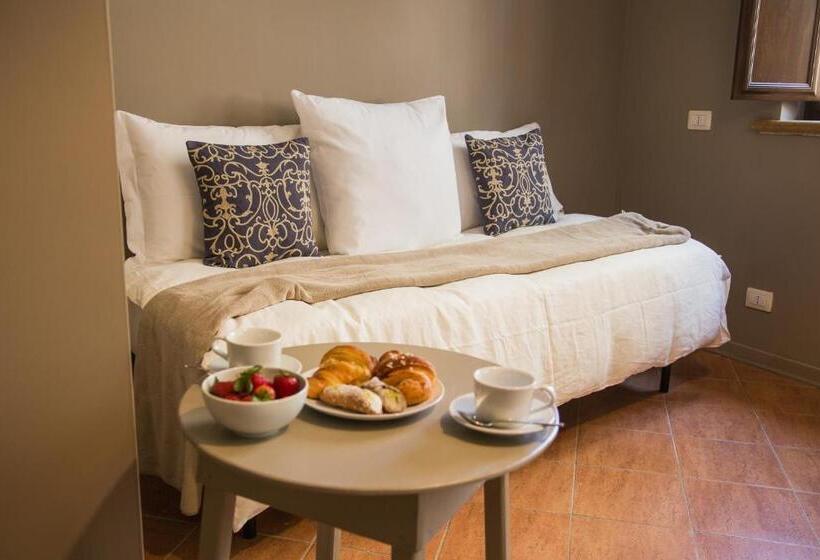 コンフォートトリプルルーム, B&b Palazzo Bibirria