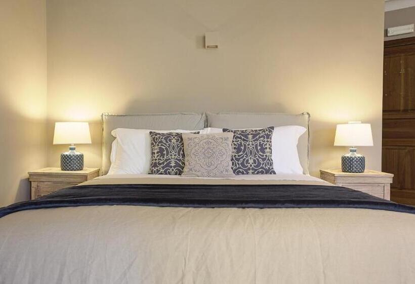 コンフォートトリプルルーム, B&b Palazzo Bibirria