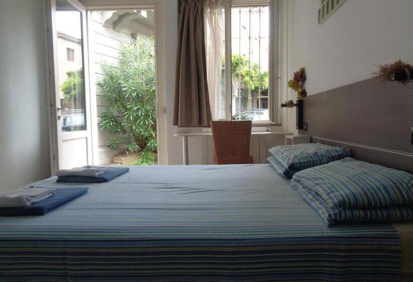 اتاق استاندارد سه نفره, Prenditempo
