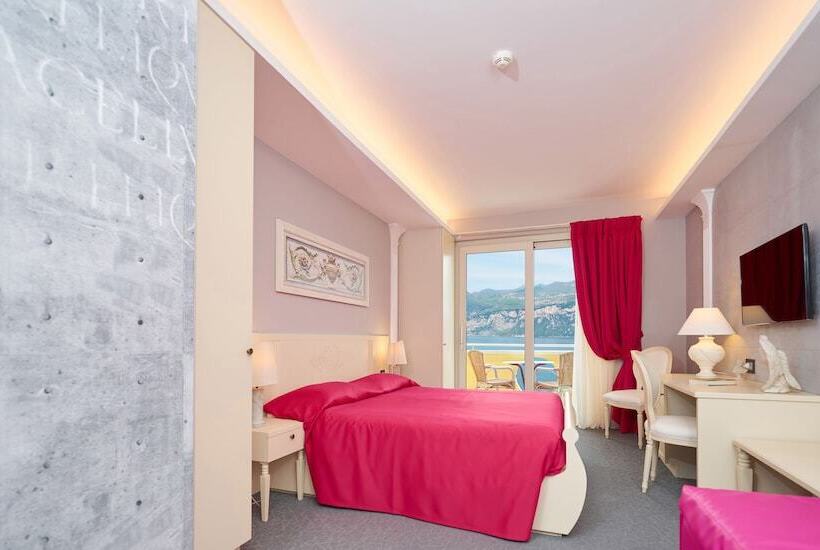 Полулюкс Престиж, Belfiore Park Hotel 4stars Superior Adults Only