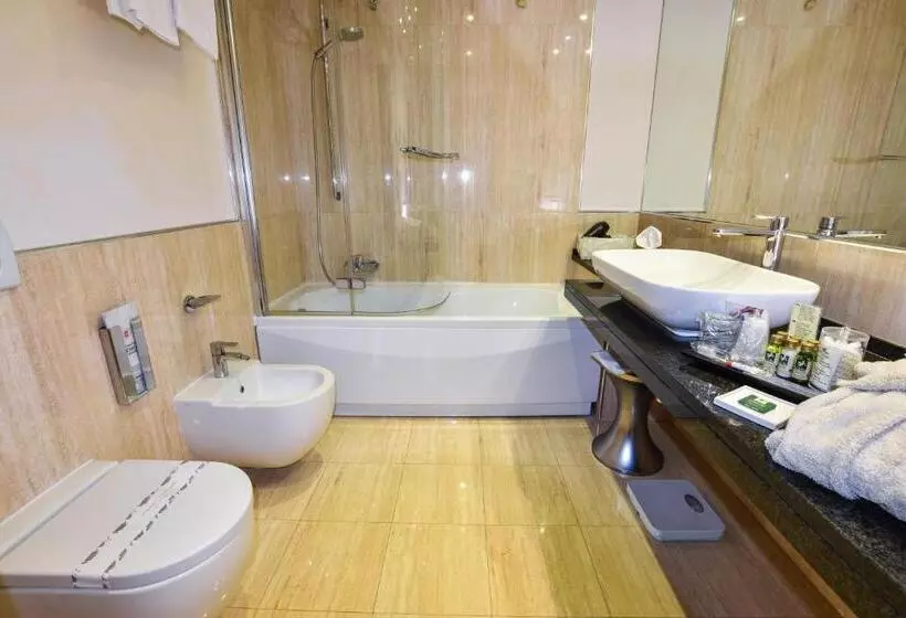Comfort room with lake view, Belfiore Park Hotel 4stars Superior Adults Only