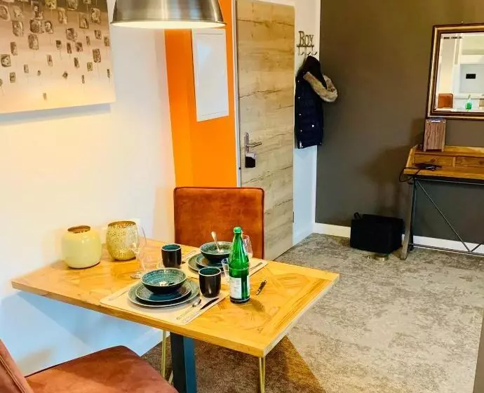 スタンダードルーム, Besotel Mettmann Schicke Fewo Oder Apartments Nähe Golfplatz Gruiten Und Neandertal Mit Glasfaser Wl