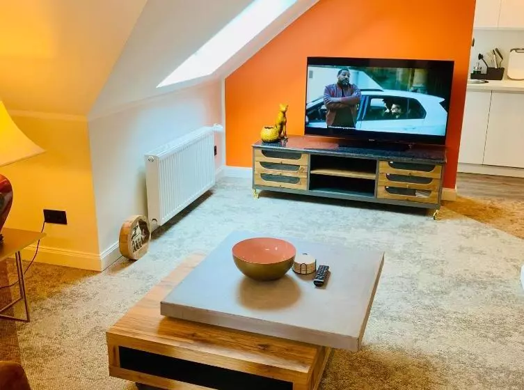 スタンダードルーム, Besotel Mettmann Schicke Fewo Oder Apartments Nähe Golfplatz Gruiten Und Neandertal Mit Glasfaser Wl
