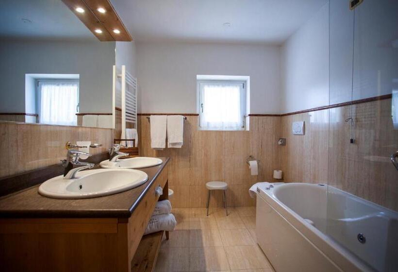 חדר סופריור לשלושה, Chalet All'imperatore