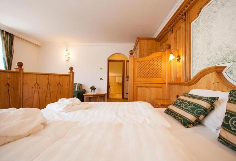 חדר סטנדרט לארבעה, Chalet All'imperatore