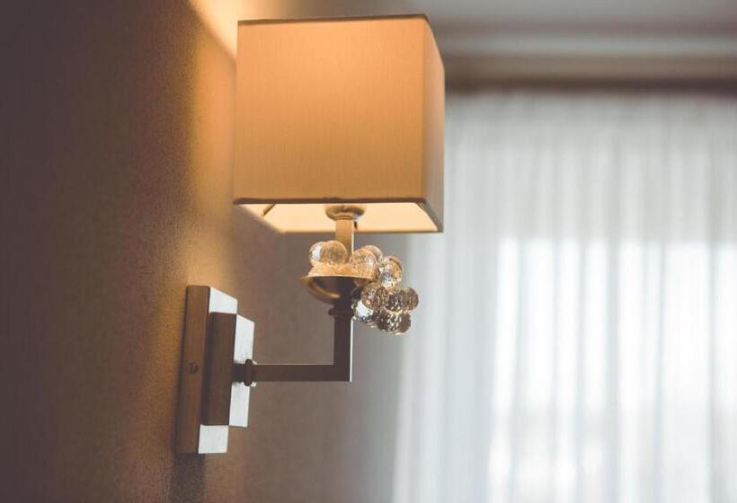 غرفة قياسية فردية, Hirsch1783 Hotel Landhaus