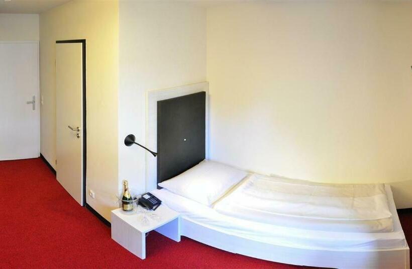 חדר סטנדרט יחיד, Amiga