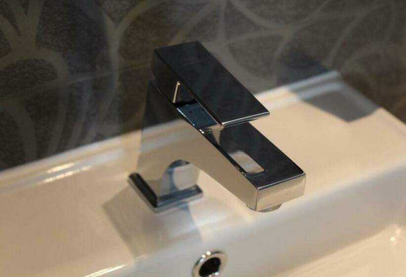 חדר ביזנס, Amiga