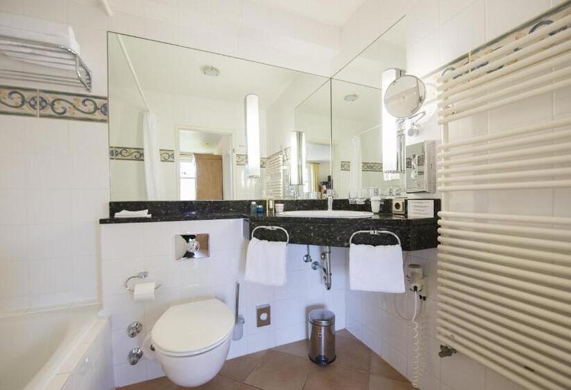 Полулюкс, Artvilla Am See Buchbar Bis 31 Juni 2024