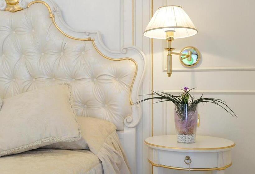 スイート, Ca  D Oro Tre Stelle Superior Adults Only