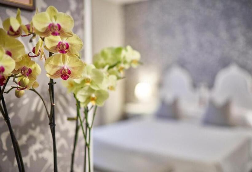 Номер Комфорт, Clodia   Adults Only