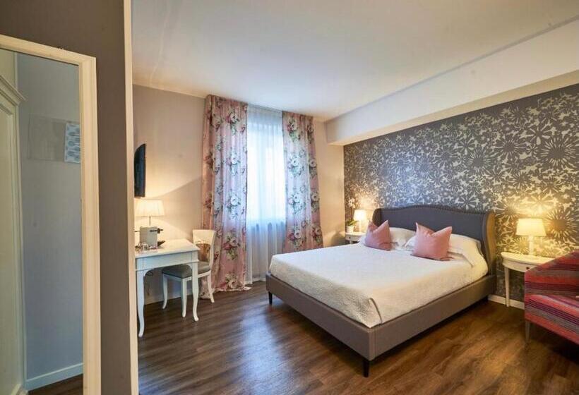 Номер Комфорт, Clodia   Adults Only