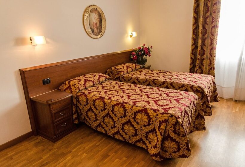 스탠다드 룸, Da Franco