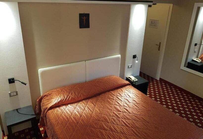 غرفة قياسية, Diana