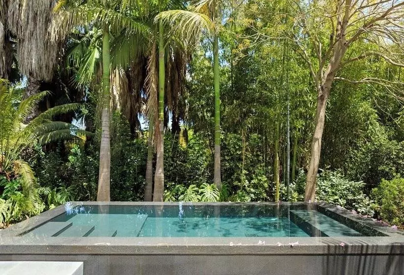 بانگلوی استاندارد 2 خوابه, Donna Carmela Resort & Lodges