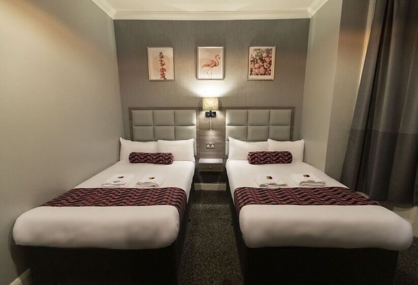 Четырехместный Номер Стандарт, Euro