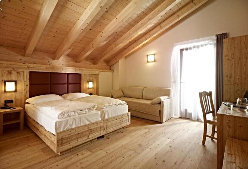 Quarto Triplo Superior, Garni My Ledro