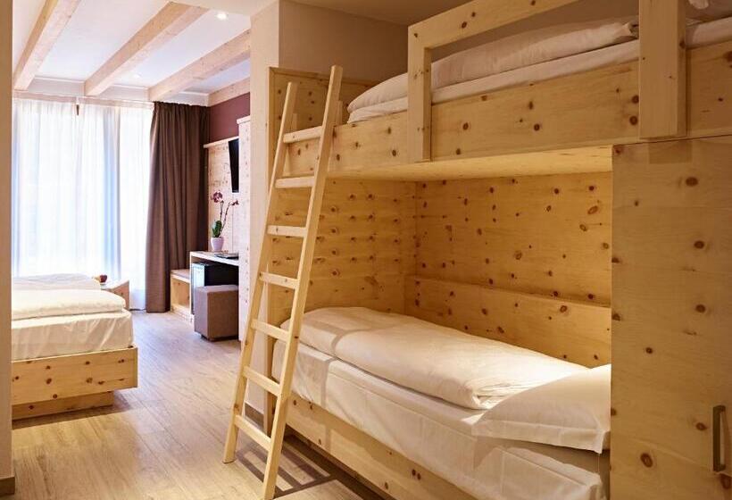 חדר דלוקס לארבעה, Garni My Ledro