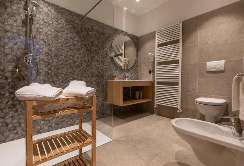 חדר משפתחתי סופריור, Garni My Ledro