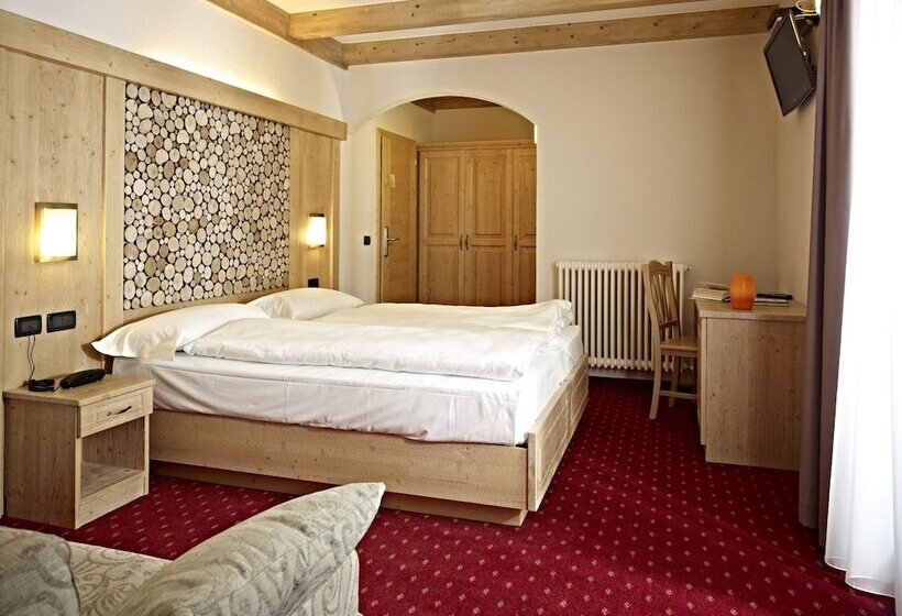 غرفة كومفورت ثلاثية, Garni My Ledro