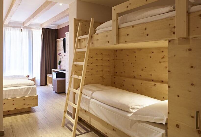 חדר דלוקס לארבעה, Garni My Ledro