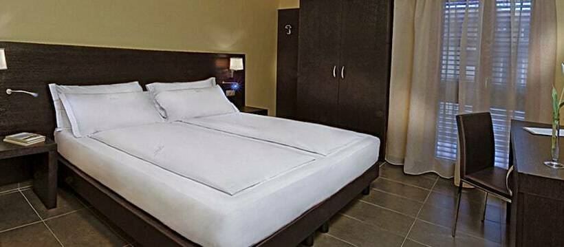 غرفة قياسية, Il Nido Dell Etna