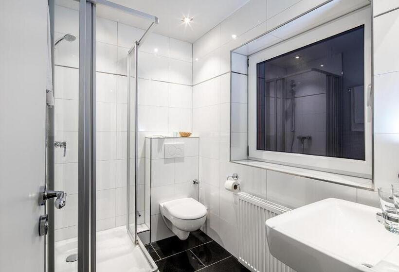 舒适型房间, La Scala