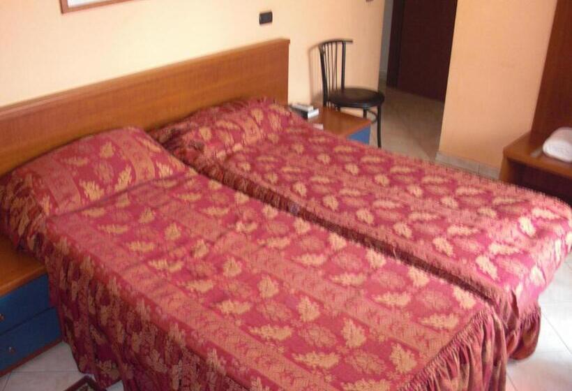 スタンダード４人部屋, Legnano