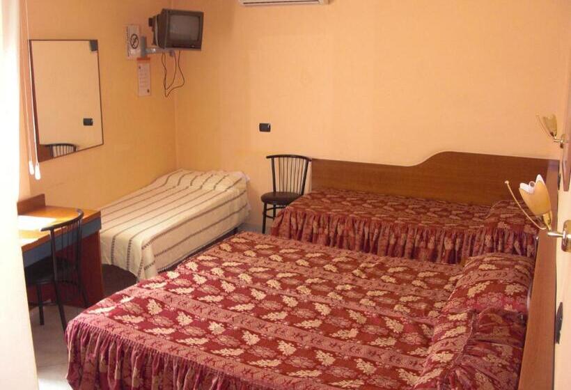 スタンダード4人部屋, Legnano