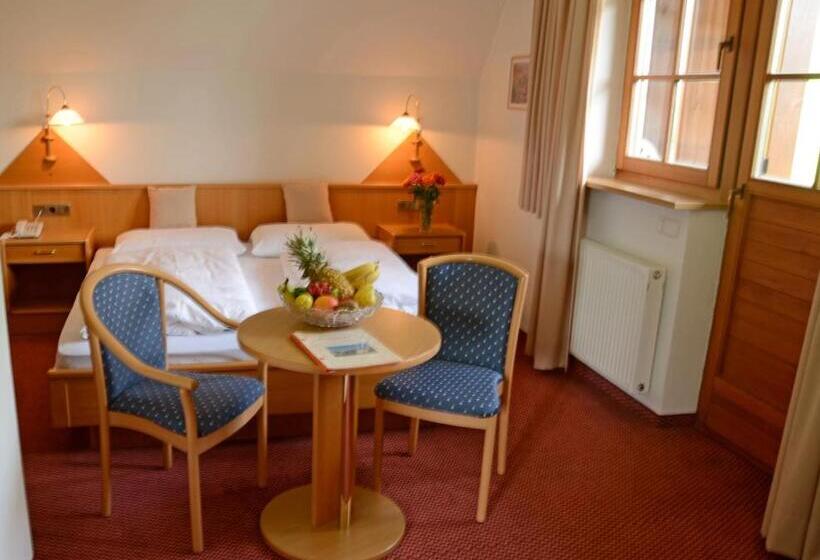 标准间, Lengsteinerhof