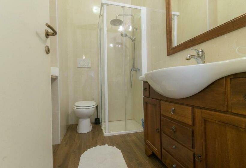 Pokój Standard Widok Jezioro, Lido