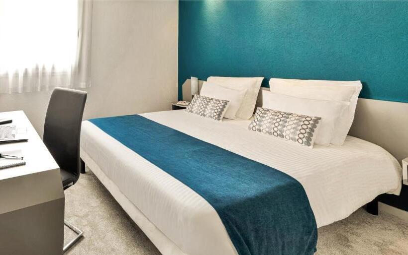 スタンダードルーム, L Initial