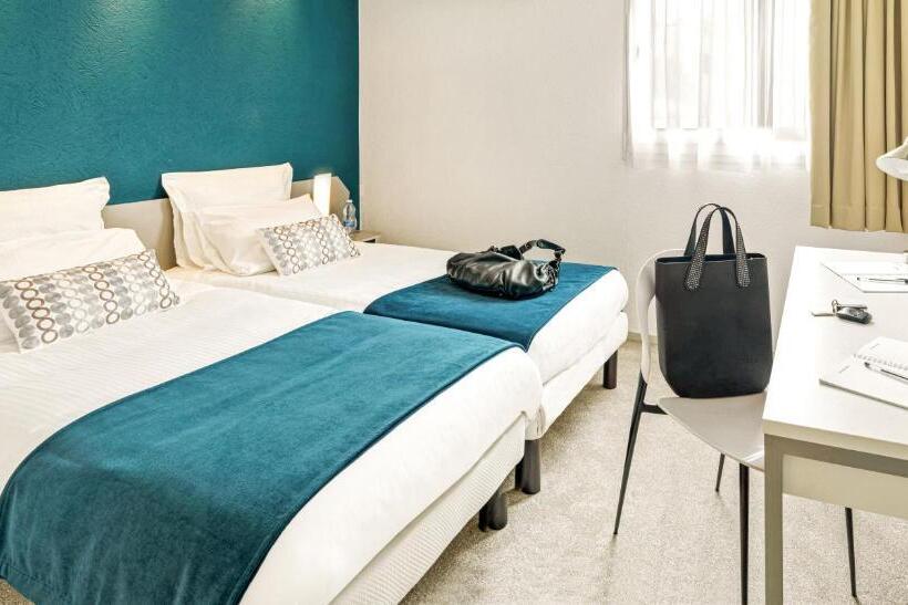 スタンダードルーム, L Initial