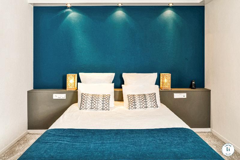 スーペリアールーム, L Initial