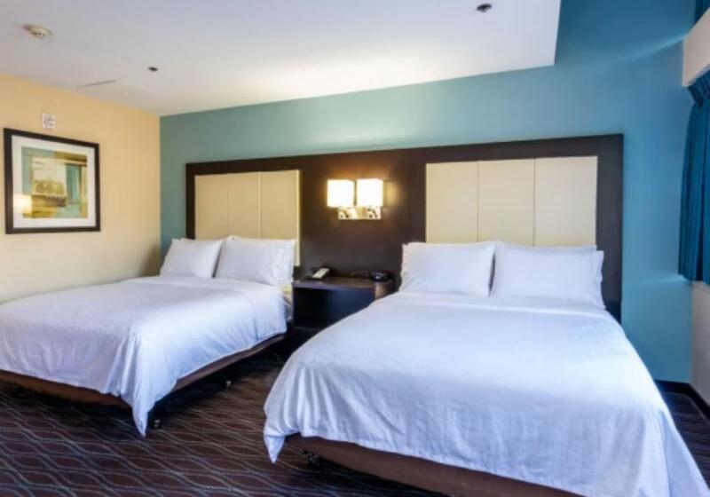 スタンダードルーム, L Initial