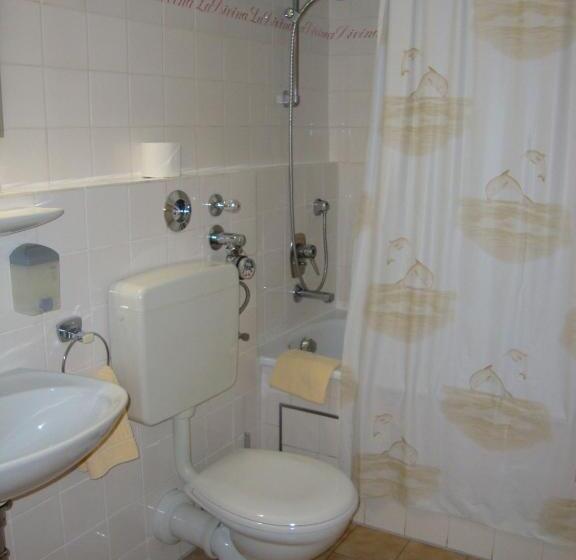 اتاق استاندارد, Pension Mona Lisa