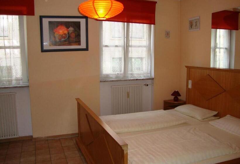 اتاق استاندارد, Pension Mona Lisa