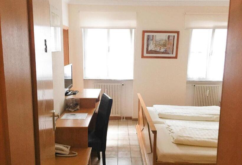 اتاق استاندارد, Pension Mona Lisa