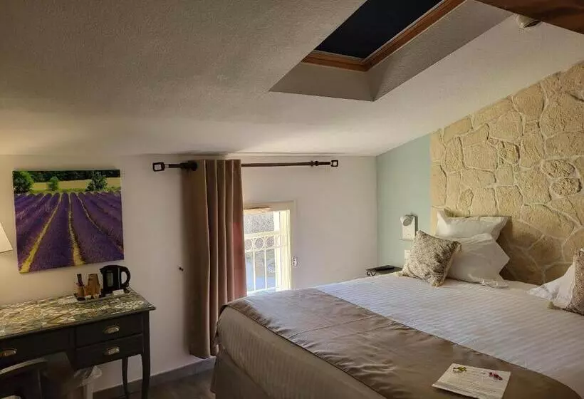 キングサイズベッドのスタンダードルーム, Logis Hotel La Ferme