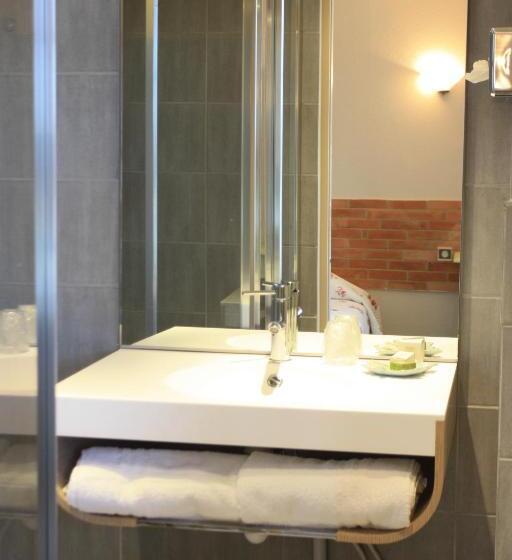 غرفة قياسية, Logis Hotel La Ferme