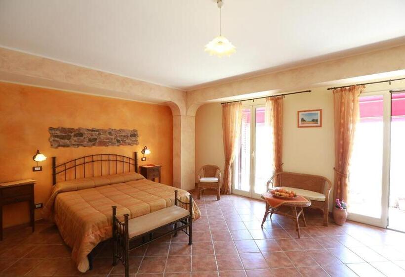 Номер Стандарт Трехместный, Sikania Suite