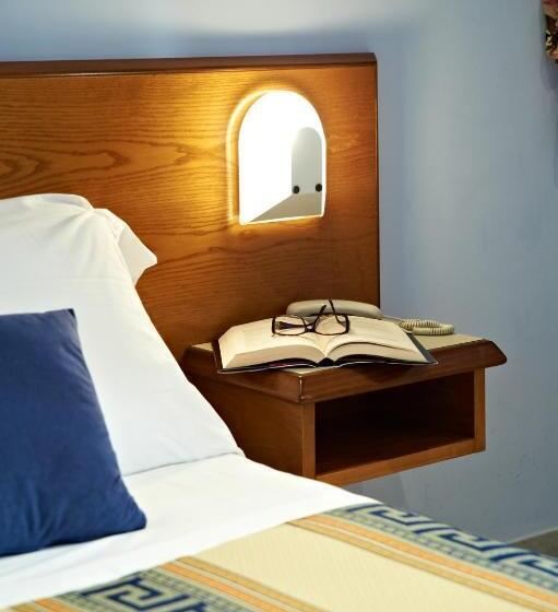 스탠다드 4인용 룸 측면 바다 전망, Sirio