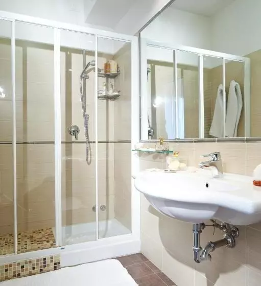 Comfort room with terrace, Sirio