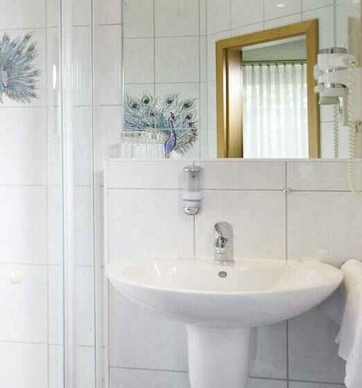 标准间, St. Peter